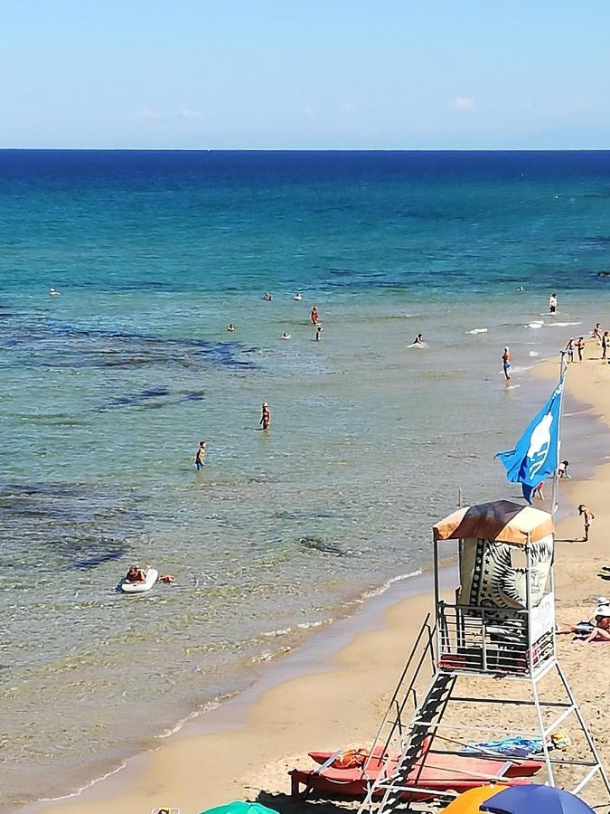 Lu Bagnu Castelsardo Il Corallo Esterno foto